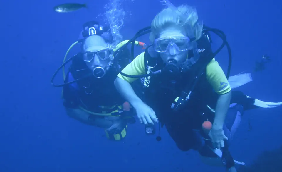 diving with scubaworld