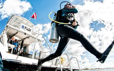 padi boat diver specialty